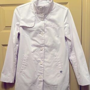 FIGS Women’s Trench Lab Coat